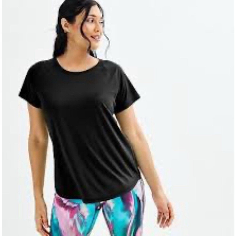 Tek Gear Women's Black Workout Gear Tee Size Small-‎ NWT